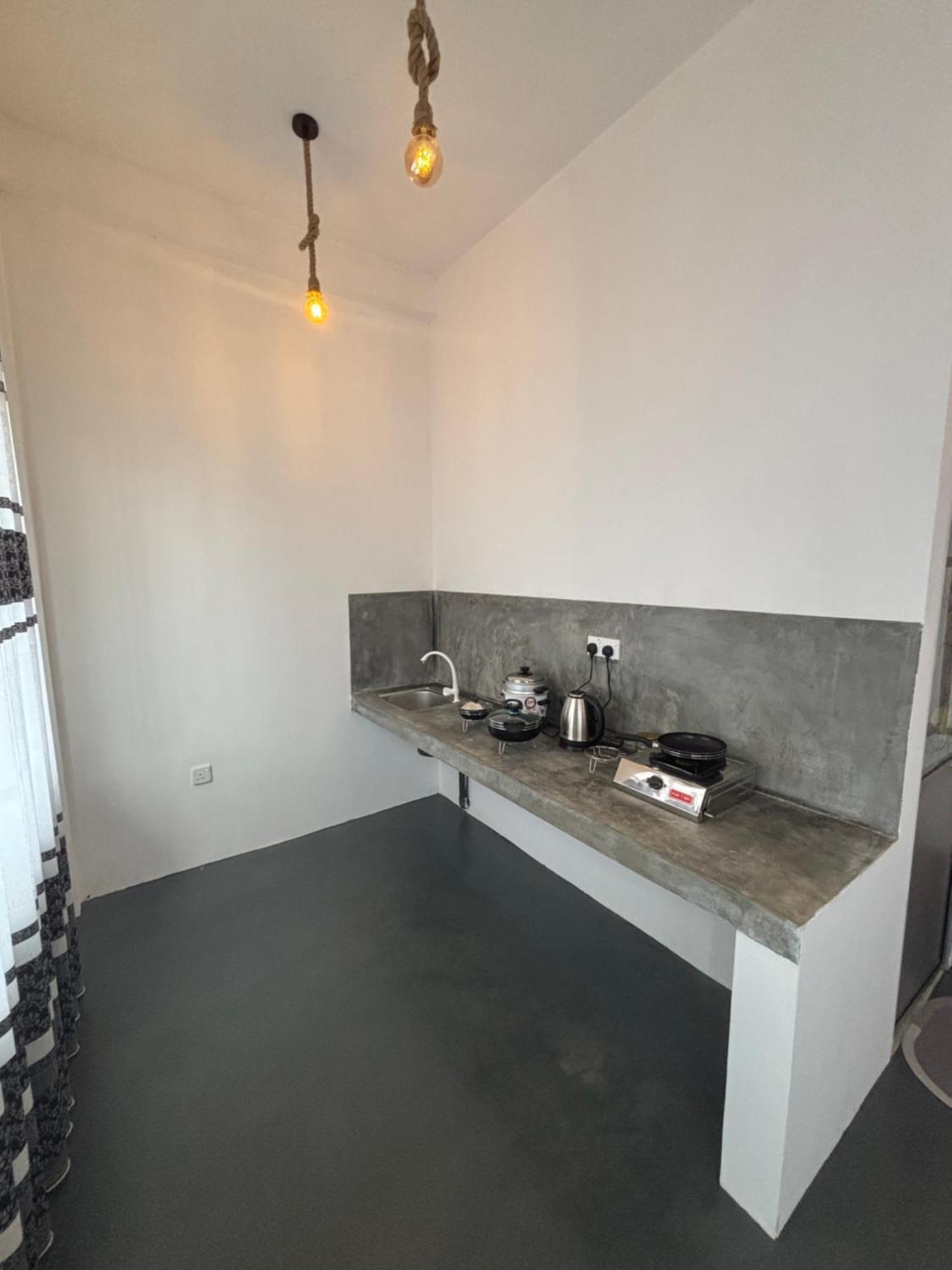 Noble Nest Hirikatiya Otel Dikwella Oda fotoğraf