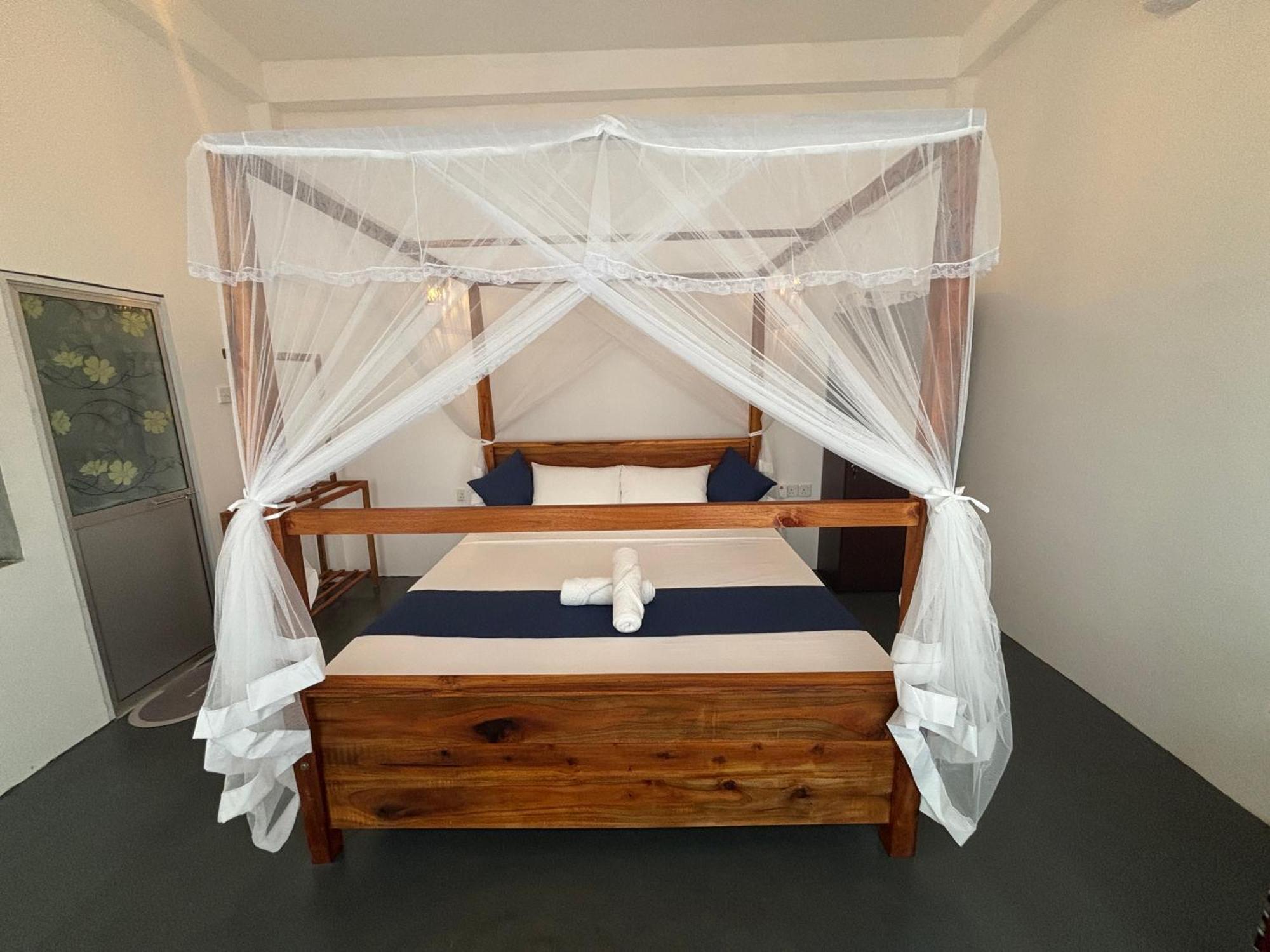 Noble Nest Hirikatiya Otel Dikwella Oda fotoğraf